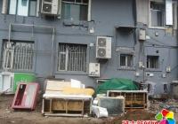 南陽社區開展清理破舊沙發志愿服務活動