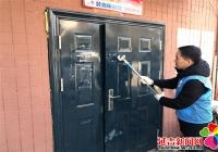 丹明社區(qū)攜手延吉市直機(jī)關(guān)黨工委開(kāi)展周末衛(wèi)生日活動(dòng)
